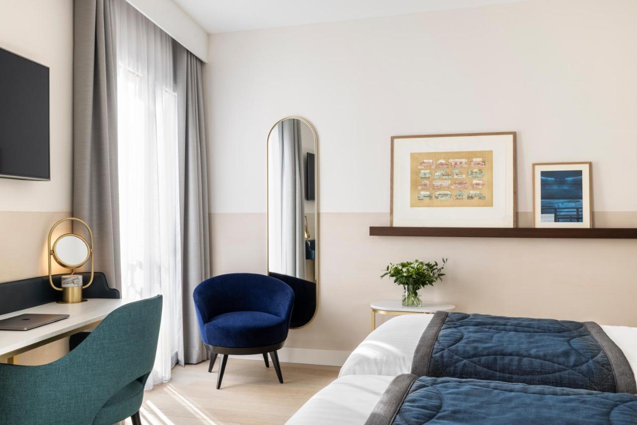 Maison Albar Hotels L'Imperator Nimes Exterior foto A room at the hotel