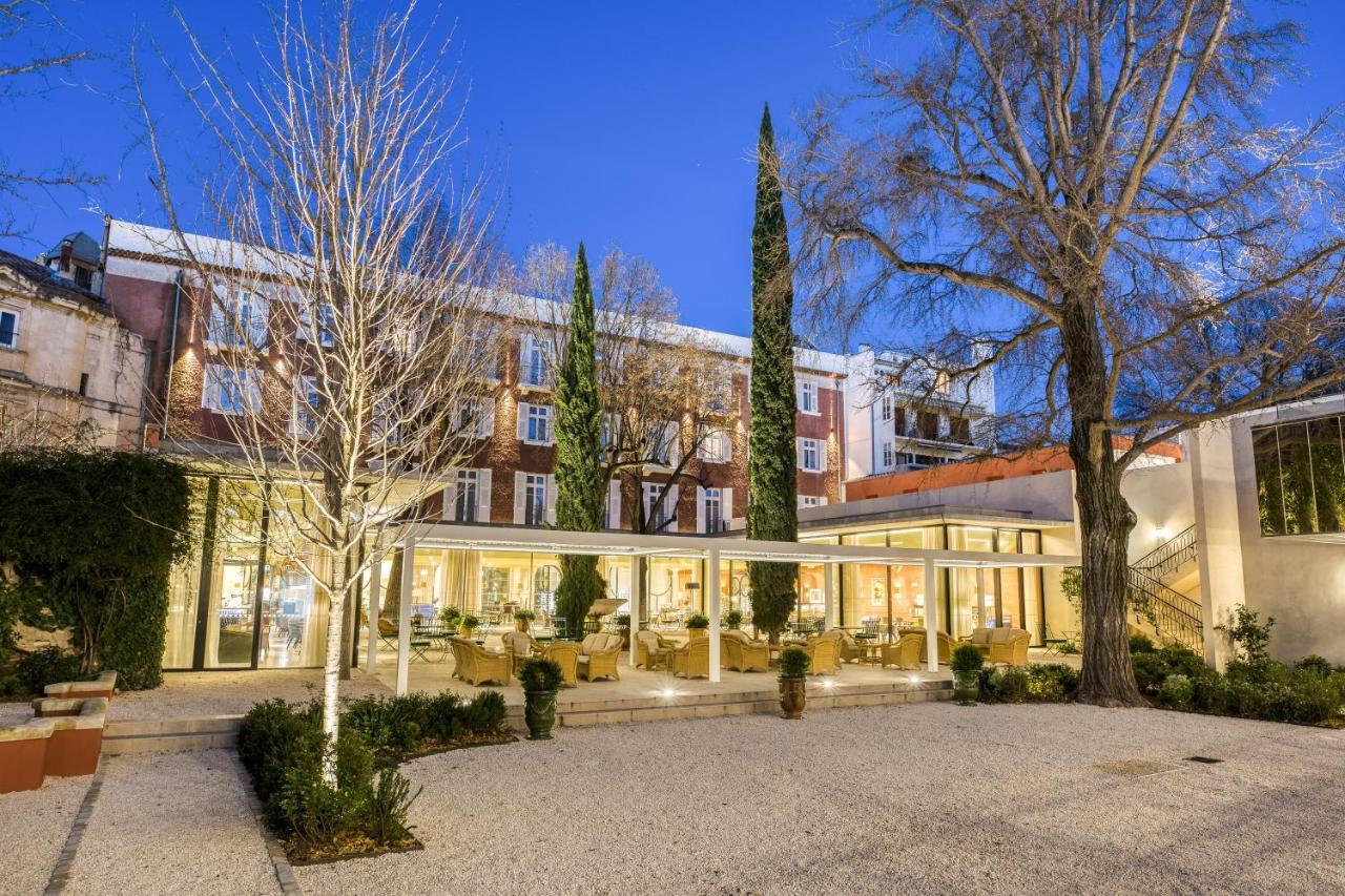 Maison Albar Hotels L'Imperator Nimes Exterior foto The Hotel's courtyard